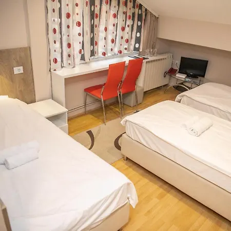 Hotel Dijana